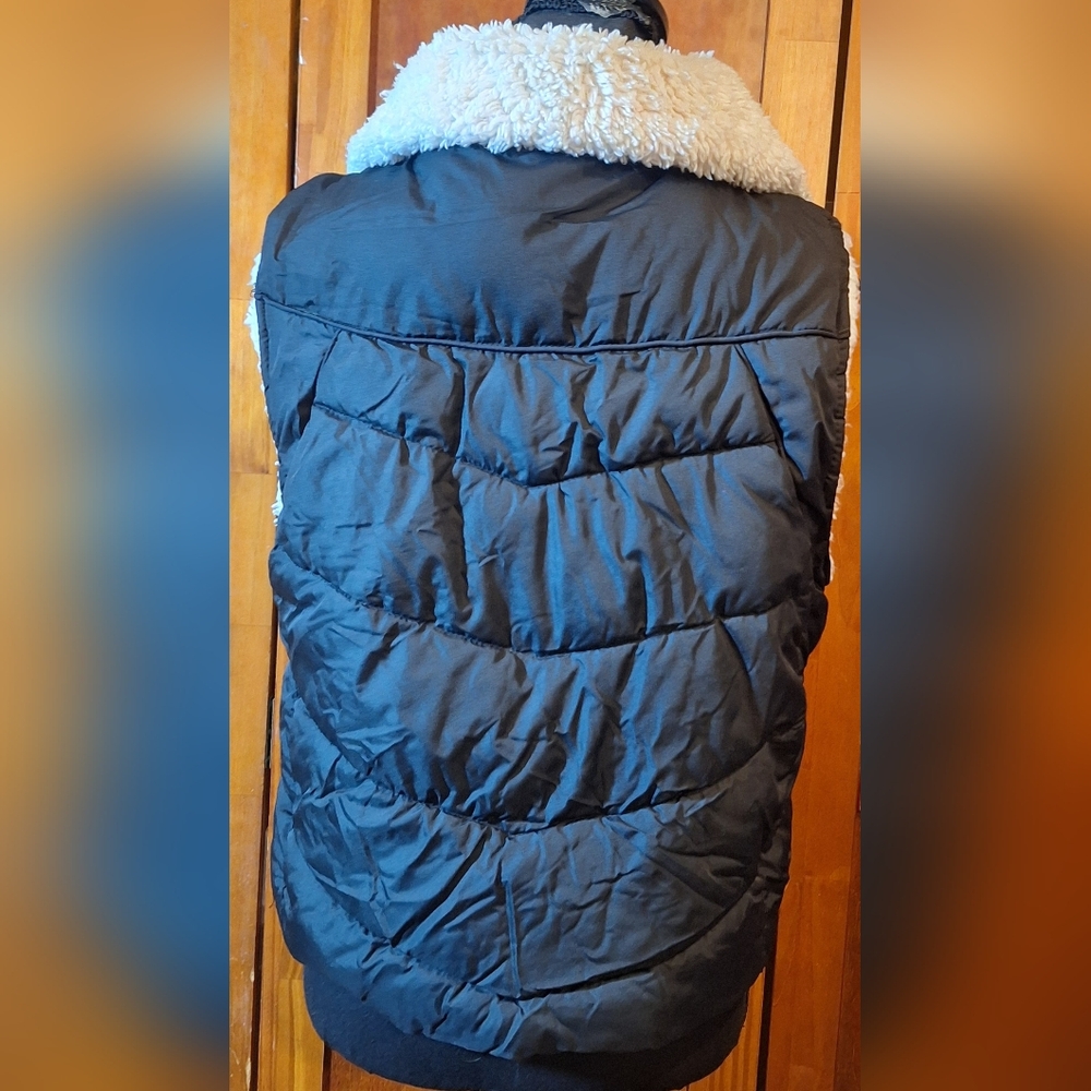 🐧PAO SPORT puffer vest Size XL - Picture 4 of 10